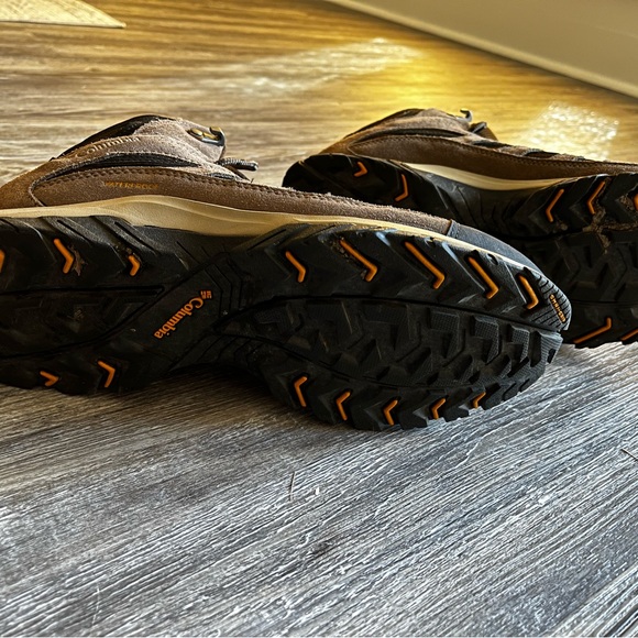 Columbia Men's Crestwood Mid Waterproof Hiking Boots - Picture 5 of 7